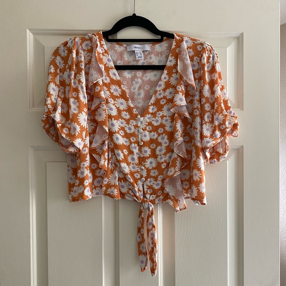 Gently used crop top, forever 21, floral, size 0X